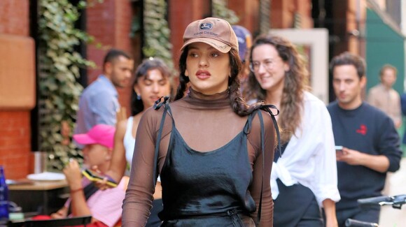 Les baskets printanières de Rosalía dont vous n'auriez jamais pensé qu'elles seraient à nouveau à la mode