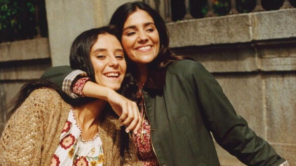 Victoria Federica et María García de Jaime savent que ces looks Hoss Intropia seront portés non-stop cet automne-hiver 2022