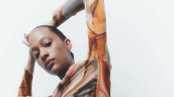 L'ensemble imprimé psychédélique de Zara qui est déjà viral