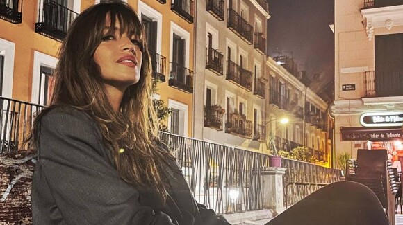 Sara Carbonero et son look 10 pour aller à un concert