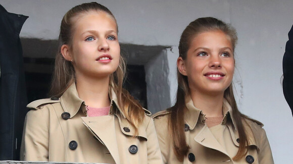 Le style (et les tendres combinaisons) de la princesse Leonor et de l'infante Sofía aux Princess of Asturias Awards
