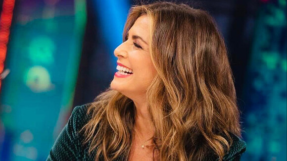 Nuria Roca va vous convaincre d'ajouter un costume en velours à votre garde-robe