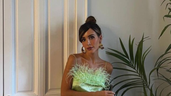 Rocío Osorno propose une cape à paillettes pour ce réveillon