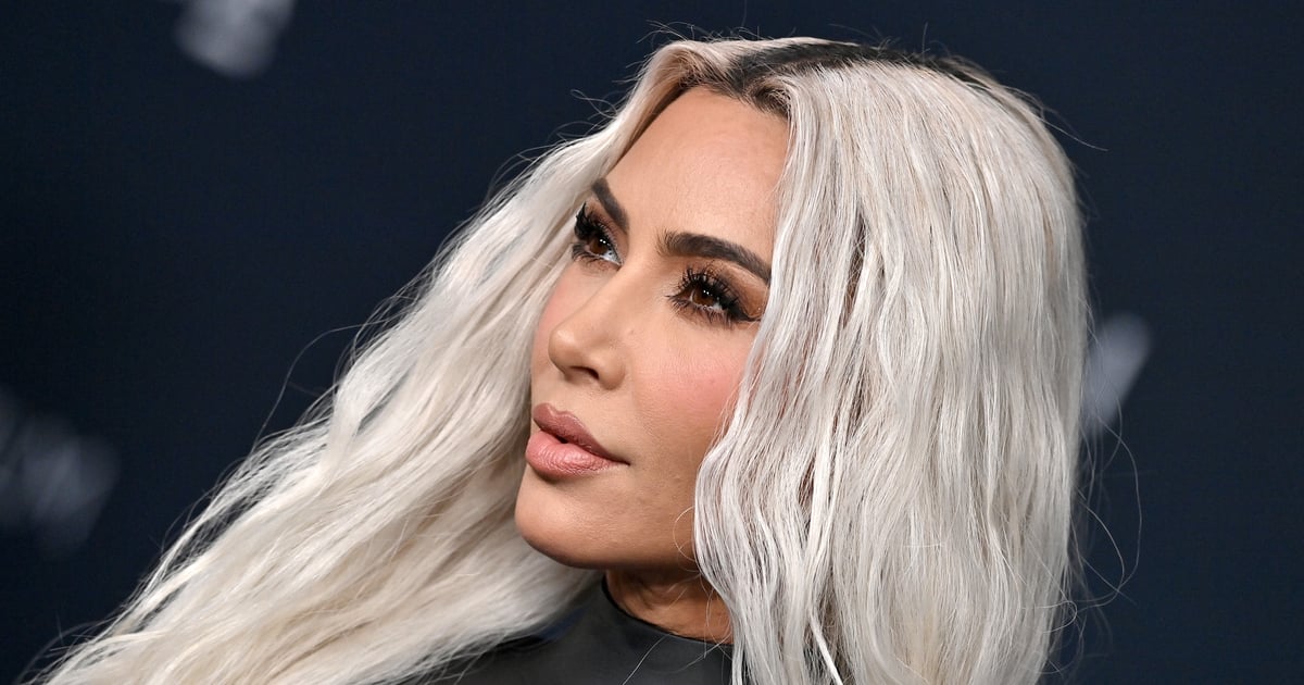 Les fans réagissent à la vraie longueur des cheveux de Kim Kardashian