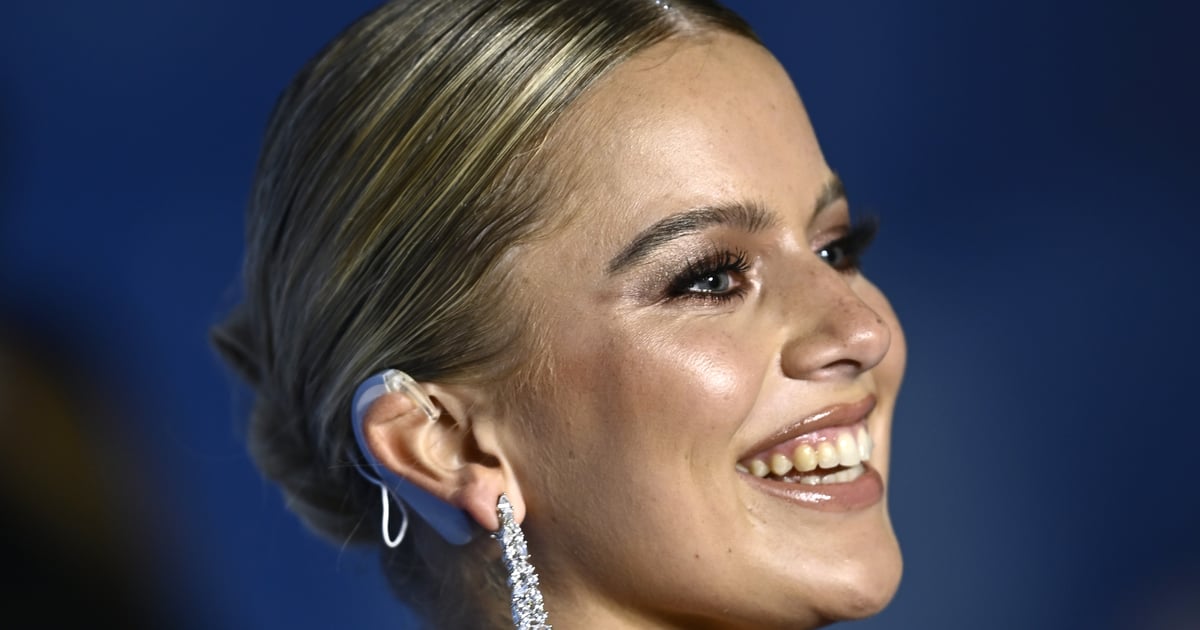 Boucles d'oreilles pour appareils auditifs |  POPSUGAR Mode Royaume-Uni