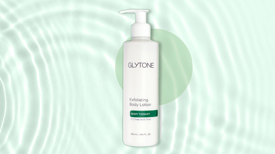 The Brand Behind The ‘Miracle Worker’ Lotion That Erases Back-of-the-Arm Bumps & Dark Spots Is Having a Rare Sale