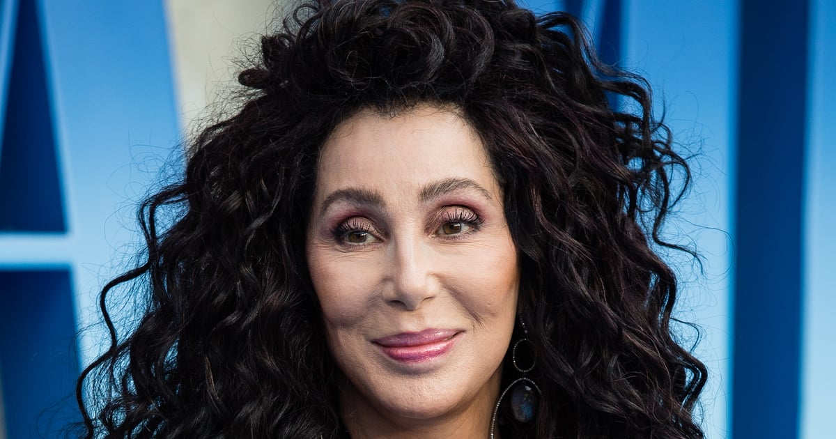 Cher's Platinum-Blonde Hair Color: Voir les photos