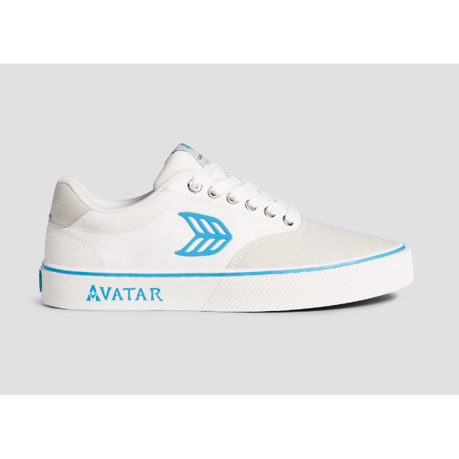 Avatar blanc cassé/bleu