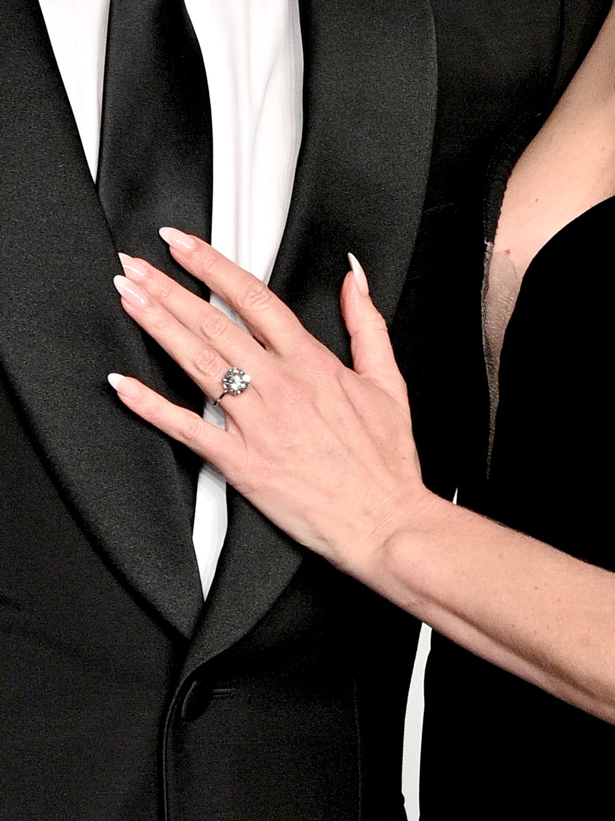 BEVERLY HILLS, CALIFORNIE – 12 MARS: Justin Long et Kate Bosworth assistent à la soirée des Oscars Vanity Fair 2023 organisée par Radhika Jones au Wallis Annenberg Center for the Performing Arts le 12 mars 2023 à Beverly Hills, Californie.  (Photo de Lionel Hahn/Getty Images)