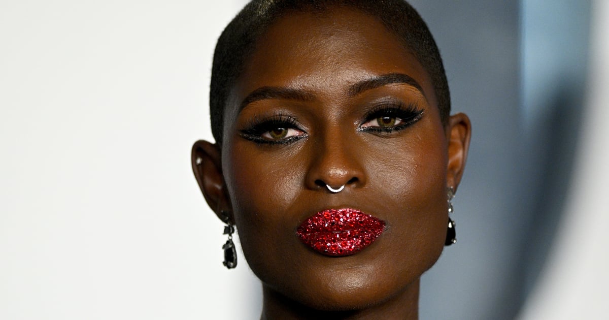 La coupe de cheveux de mulet de Jodie Turner-Smith est digne d'un conseil d'humeur