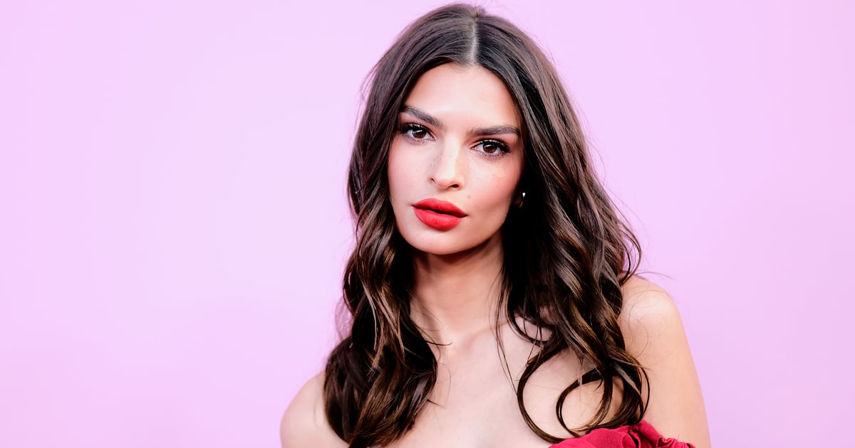 Emily Ratajkowski porte une coupe de cheveux Pixie