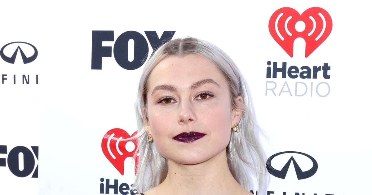 Les poils sous les aisselles de Phoebe Bridgers aux iHeartRadio Music Awards