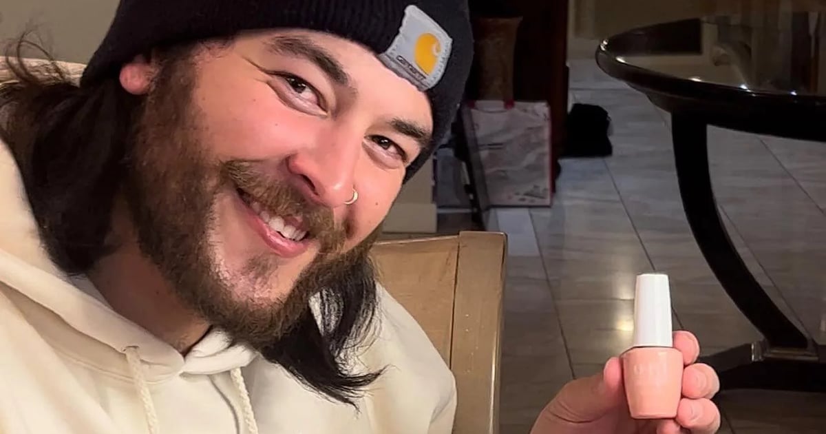 Les manucures GelxDaddy Talk de TikTok et la renommée des médias sociaux