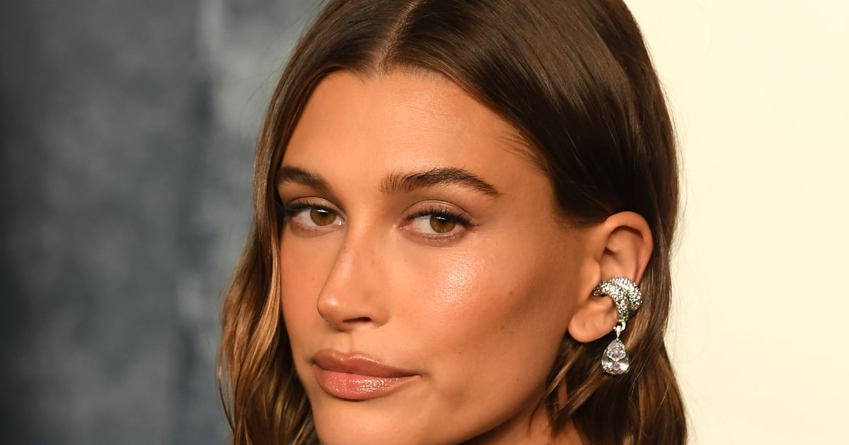 Les ongles de mannequin de Hailey Bieber sont parfaitement neutres