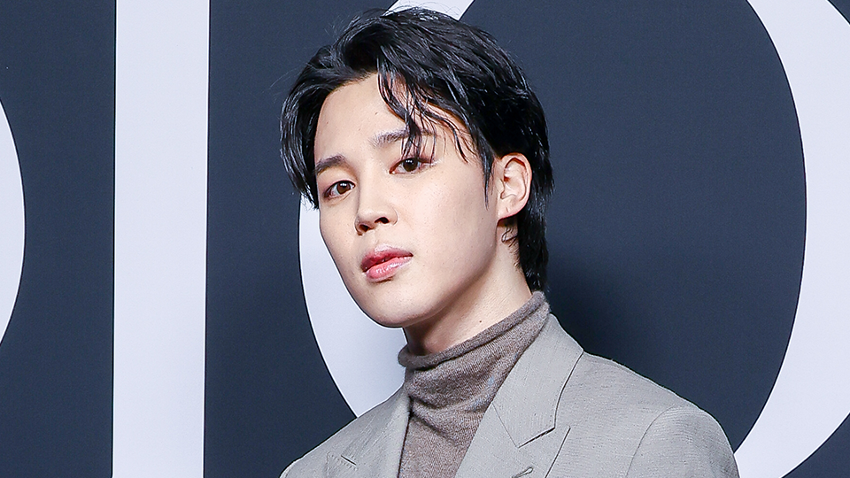 Jimin Swears By This $2 Face Mask to Soothe Dry Skin When He Travels