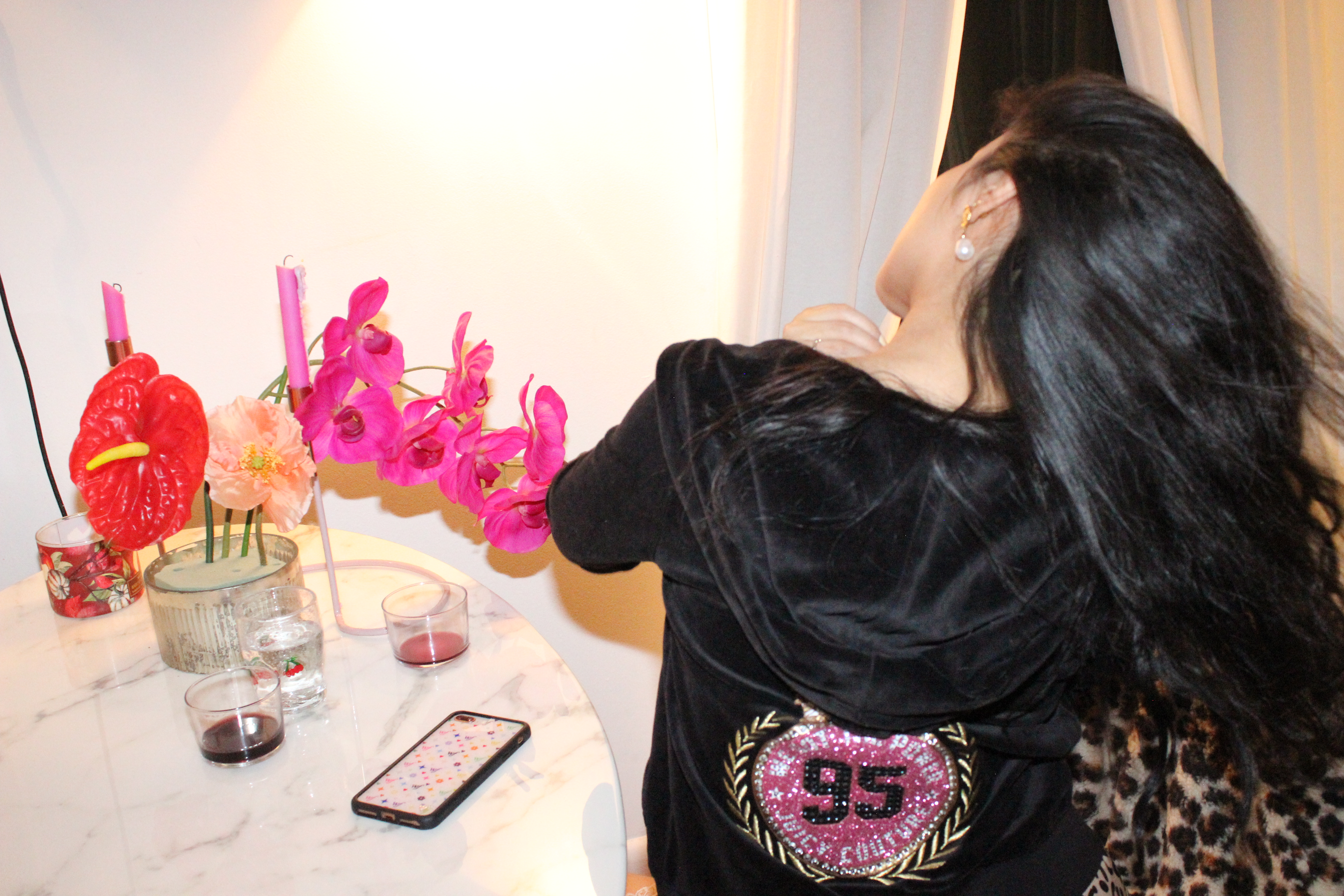 STYLECASTER |  J'ai essayé de faire en sorte que les survêtements Juicy Couture se reproduisent en 2019