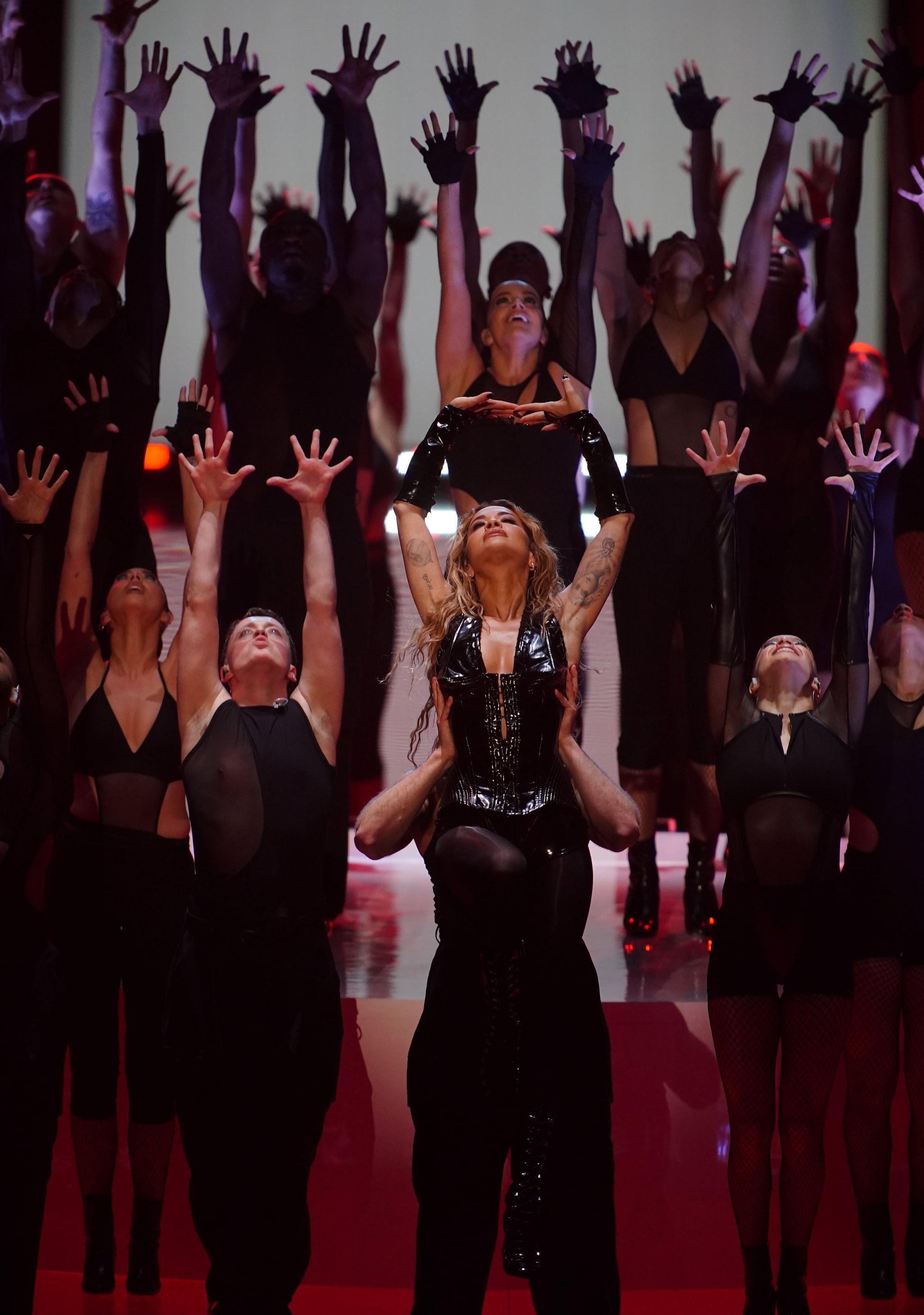 Rita Ora se produisant à la demi-finale de l'Eurovision au M&S Bank Arena de Liverpool. Date de la photo : mardi 9 mai 2023. (Photo de Peter Byrne/PA Images via Getty Images) Rita Ora se produisant à la demi-finale de l'Eurovision au M&S Bank Arena de Liverpool. Date de la photo : mardi 9 mai 2023. (Photo de Peter Byrne/PA Images via Getty Images)