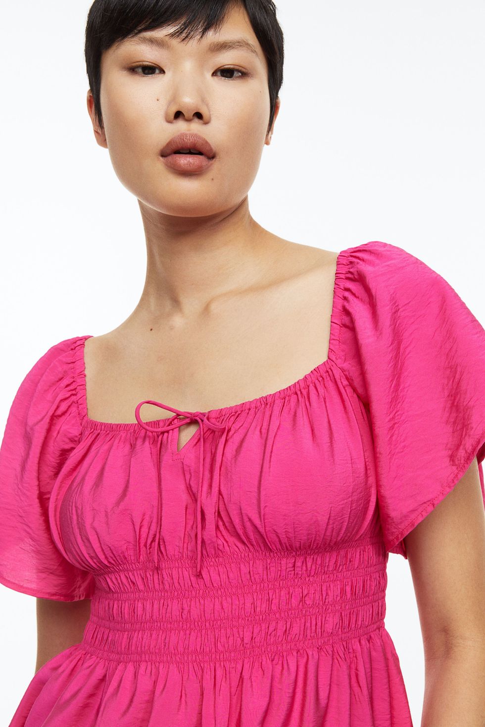 Robe à taille smockée