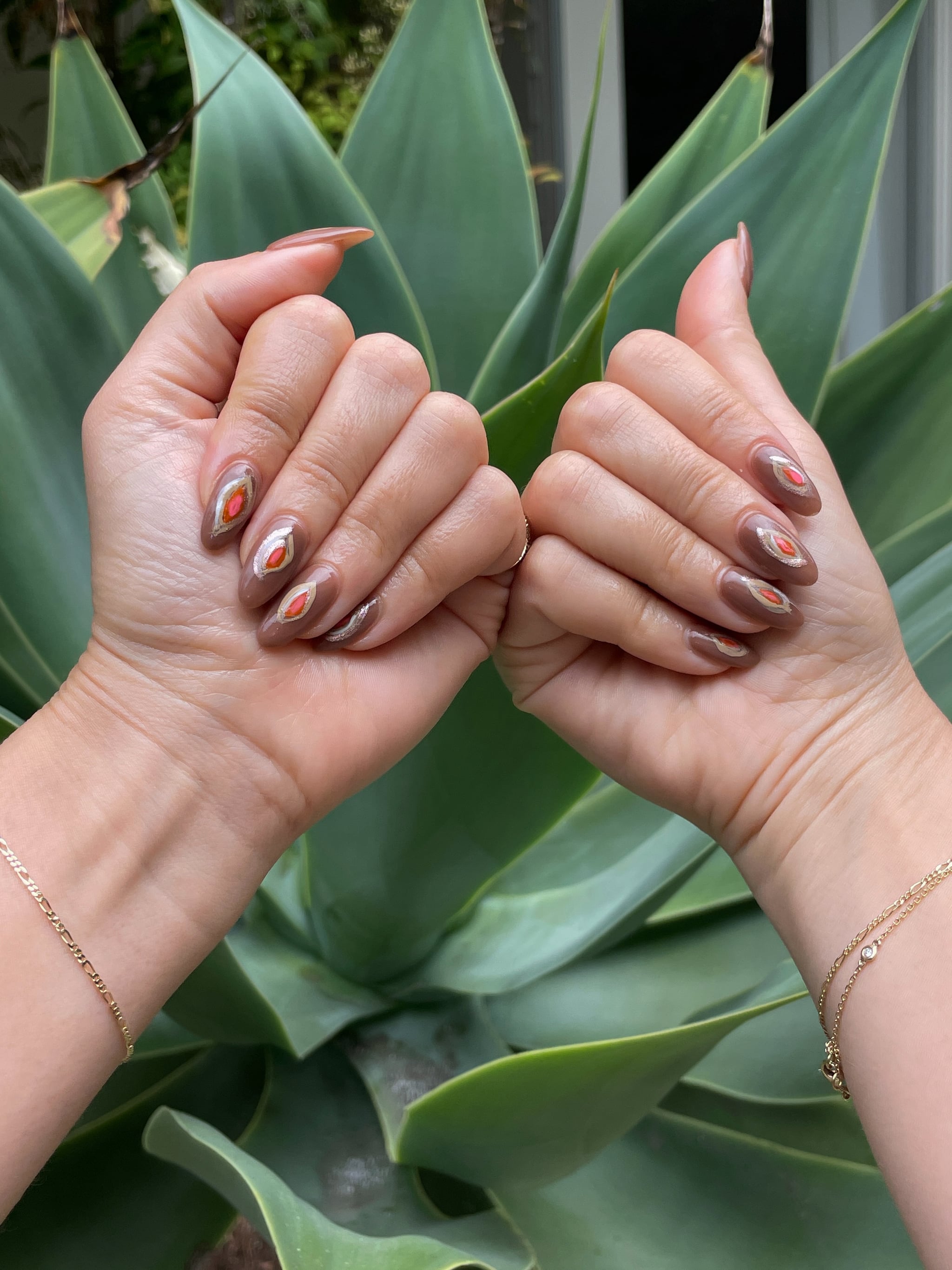 J'ai essayé l'expérience Vagina Nails Editor