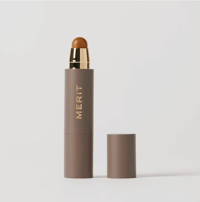 Le stick perfecteur de teint minimaliste Merit Beauty