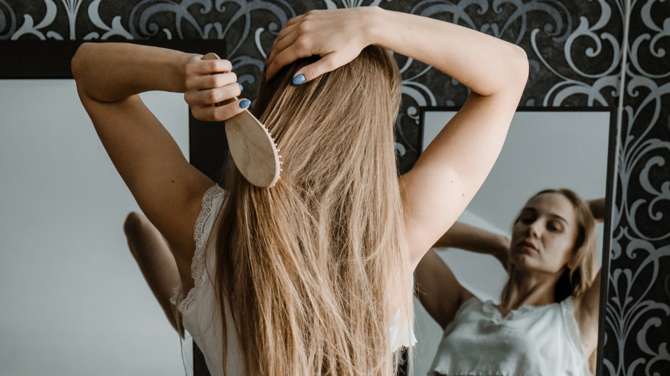 Amazon’s Early Memorial Day Beauty Sale Includes Hair Growth Oils For as Little as $9