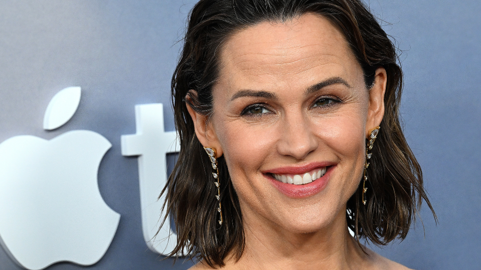 Jennifer Garner Looks So Different With a Blonde Bob