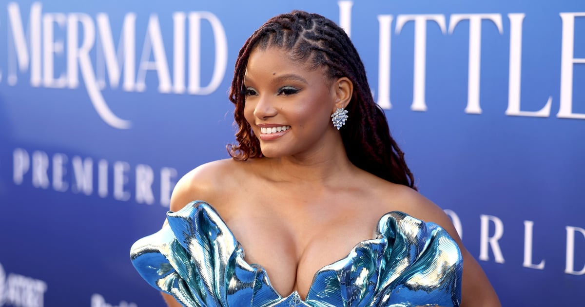 La robe bleu métallisé de Halle Bailey à la première de Little Mermaid