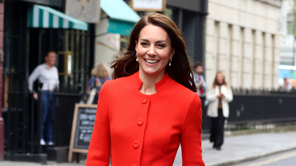 Kate Middleton’s Pre-Coronation Look Redefines Pub Attire