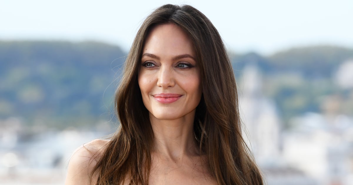 Les cheveux blonds d'Angelina Jolie dans Chloé x Atelier Jolie Photos
