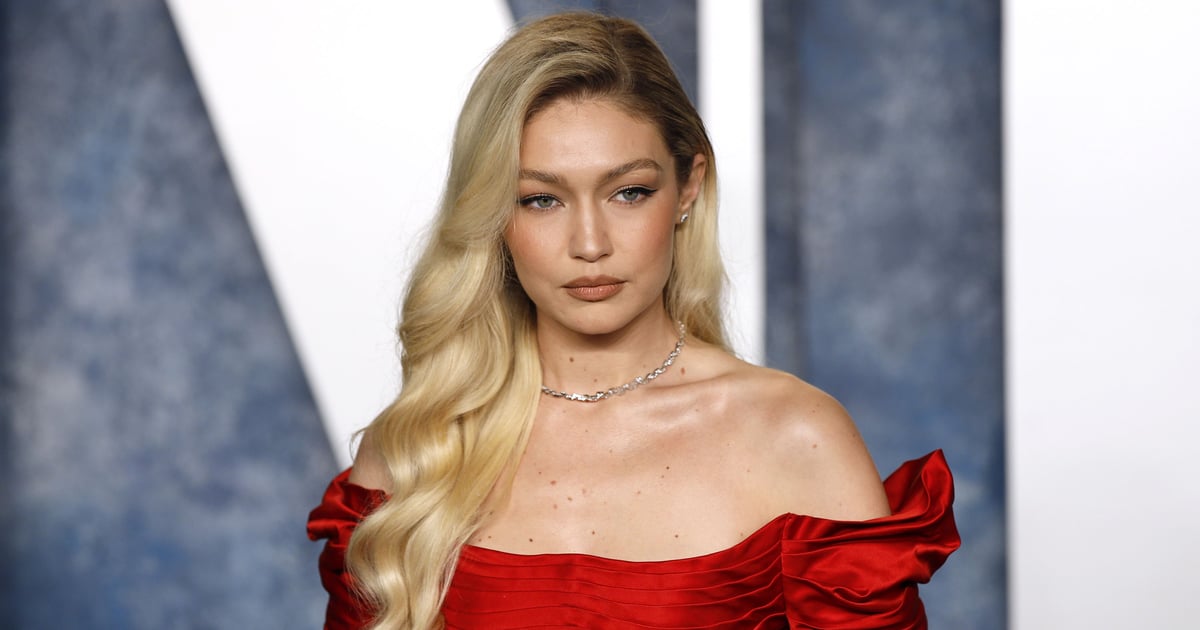 Le bikini jaune à l'envers de Gigi Hadid aux îles Caïmans