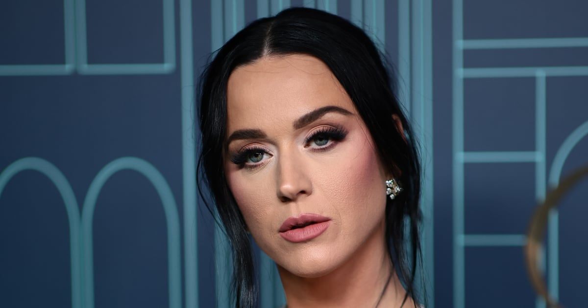 La micro-manucure française de Katy Perry est à la mode