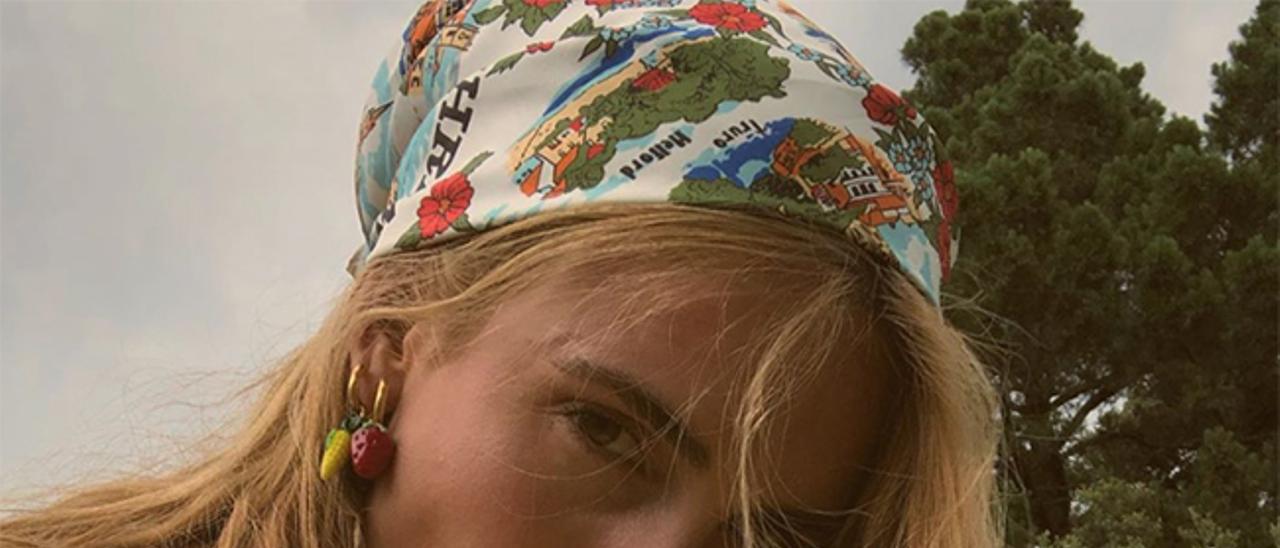 C'est ainsi que celles qui connaissent le mieux la mode portent le foulard