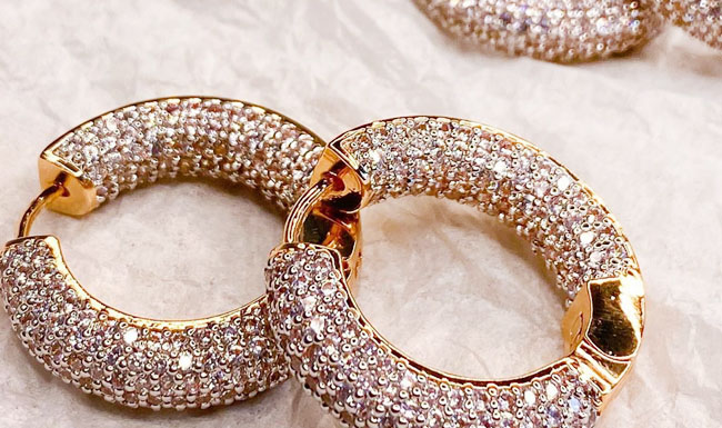 18 marques de bijoux appartenant à des Noirs pour améliorer votre style