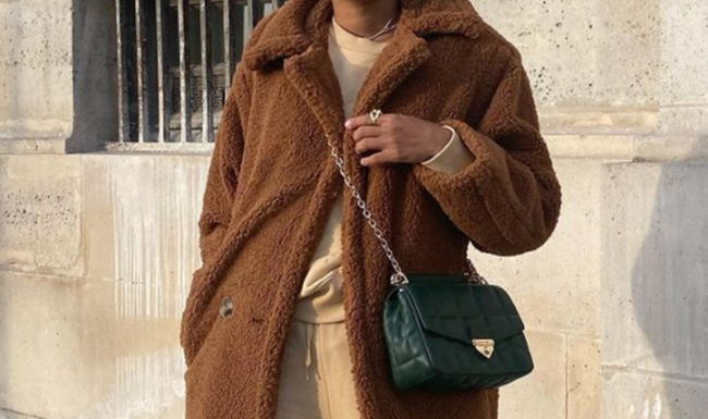 Formules de tenues sans effort pour s'habiller comme un mannequin hors service