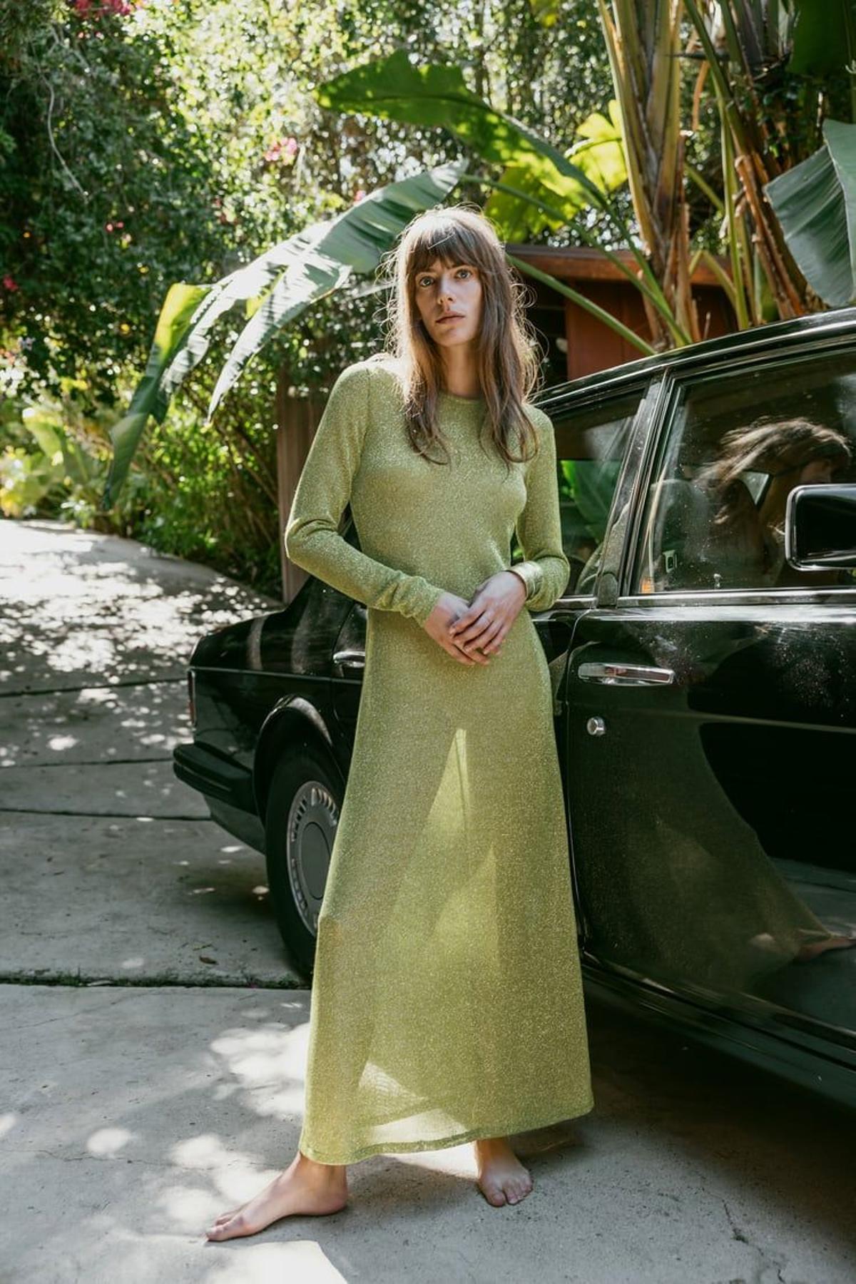 Robe en fils métallisés