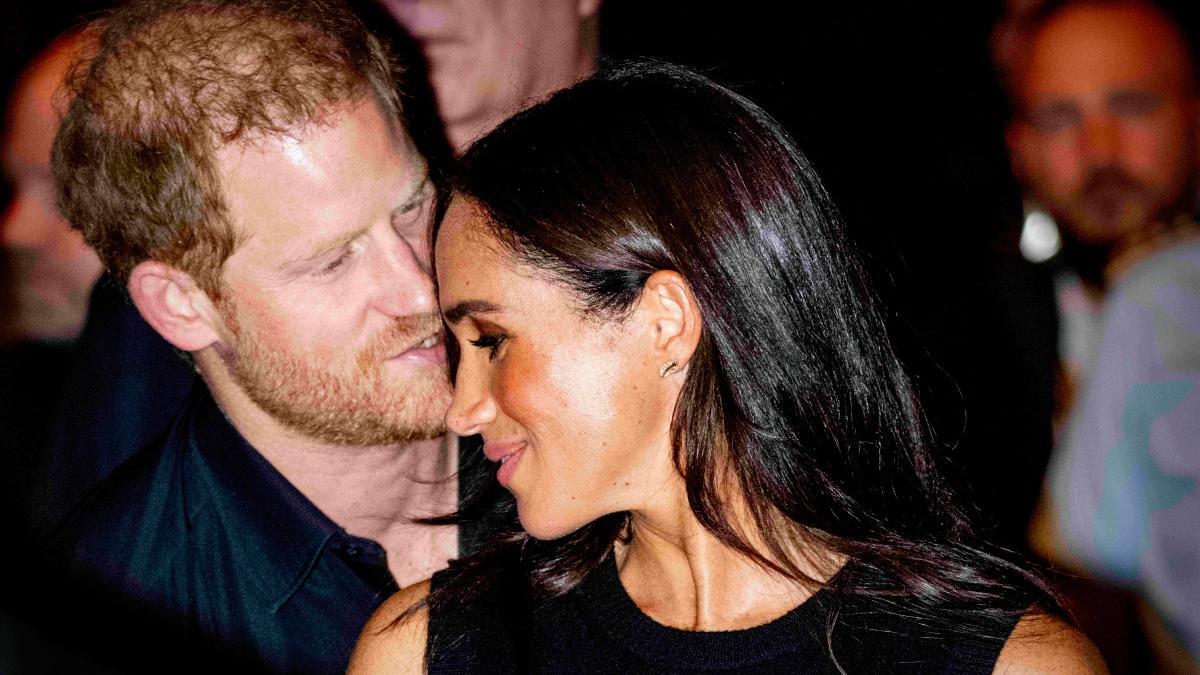 Meghan Markle mise sur le retour du jean skinny, est-il temps d'abandonner nos jeans baggy ?
