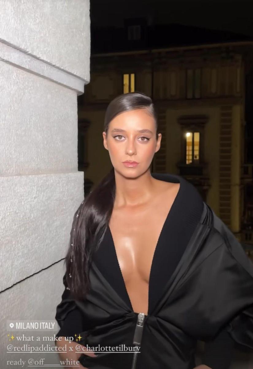 Victoria Federica avec décolleté et queue de cheval brillante