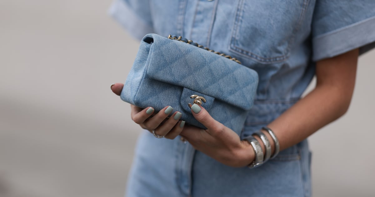 Dessins d'ongles bleus : Inspiration |  POPSUGAR Beauté Royaume-Uni