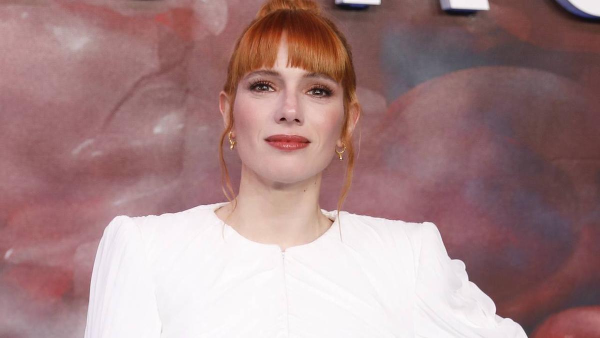 Il est temps d'oser le look « sans pantalon » et ce look de Diana Sánchez (Valeria) va beaucoup vous inspirer