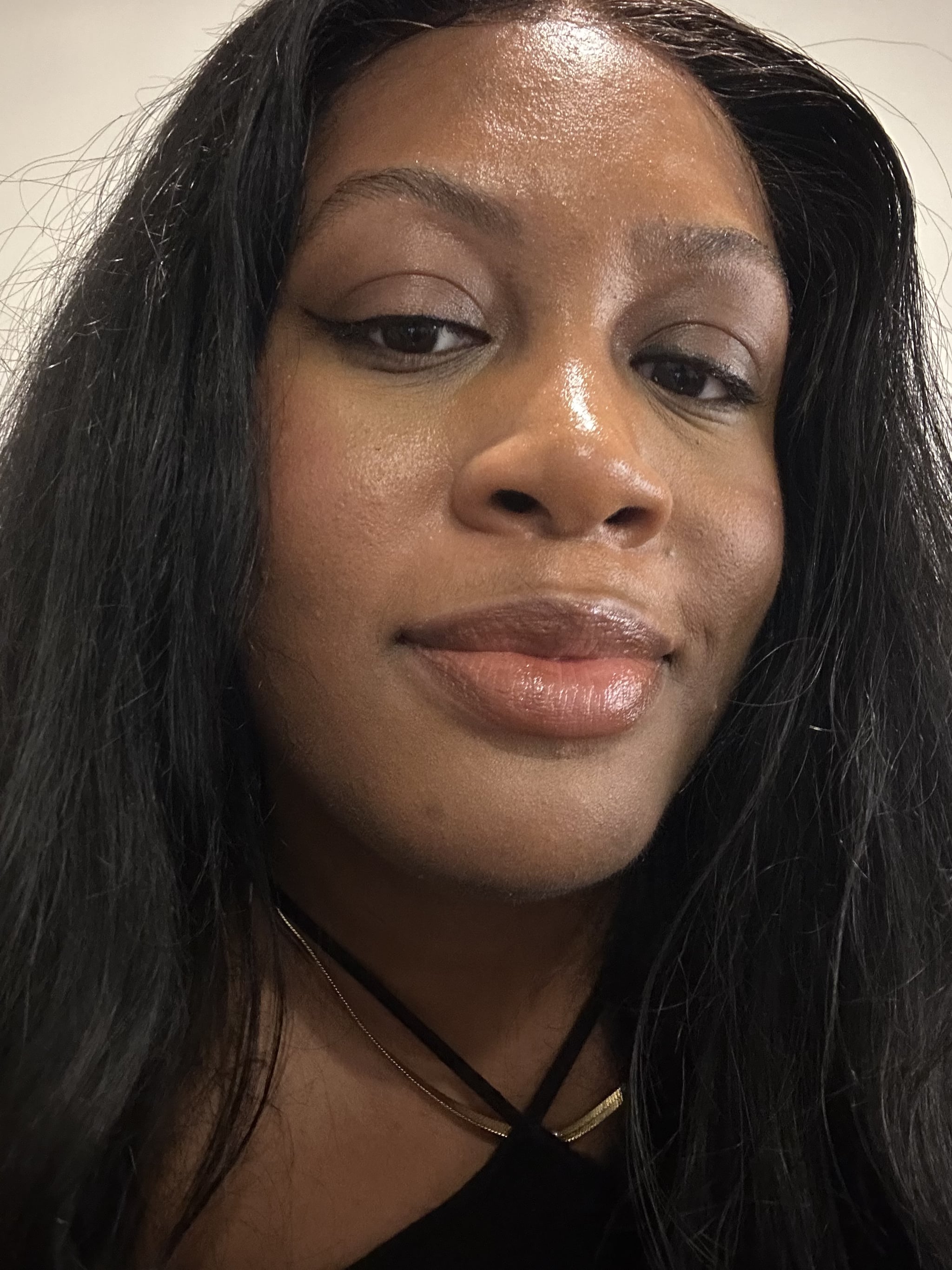 regarde de plus près