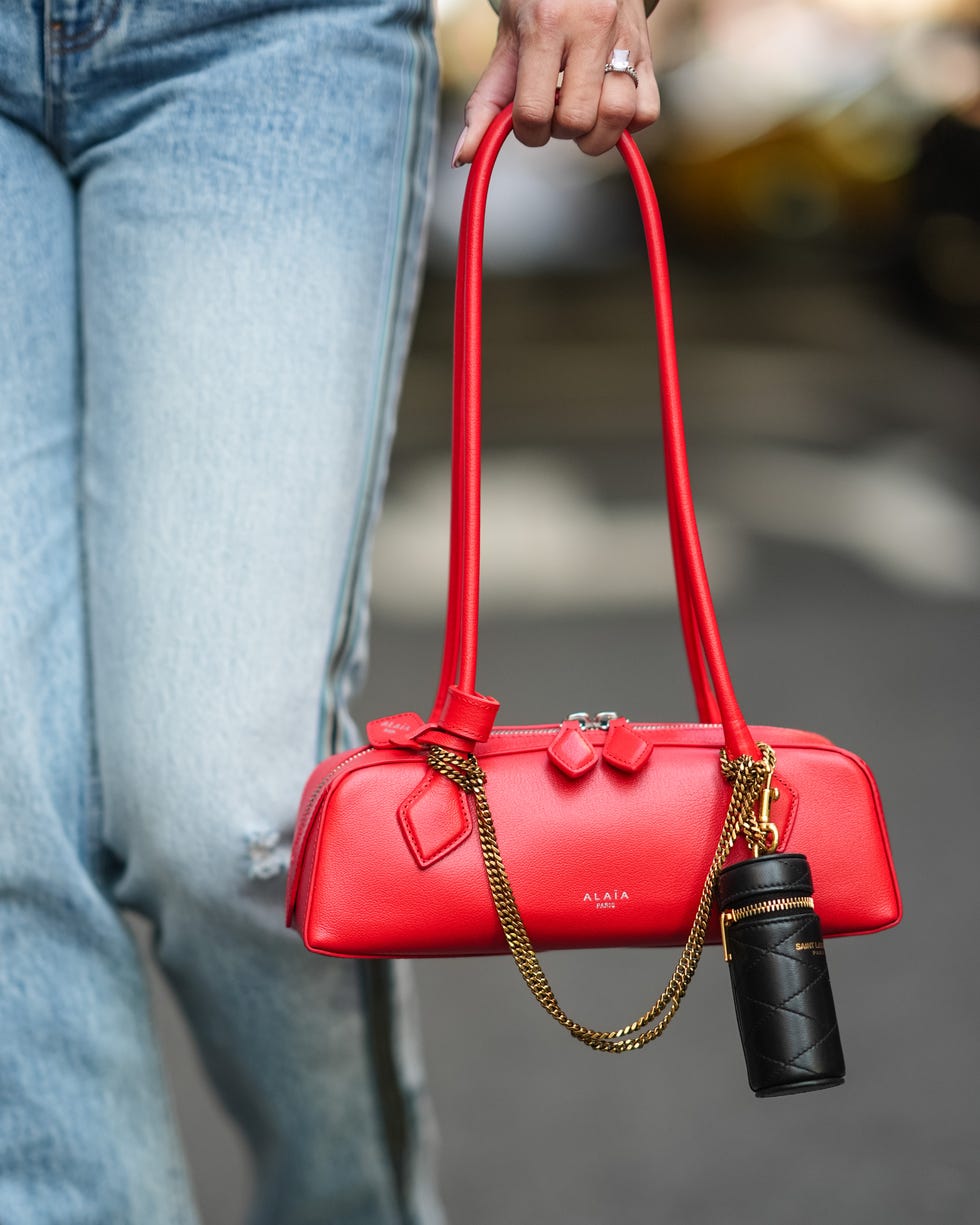 Tendance sacs à main est-ouest automne 2024, style de rue de la Fashion Week de New York