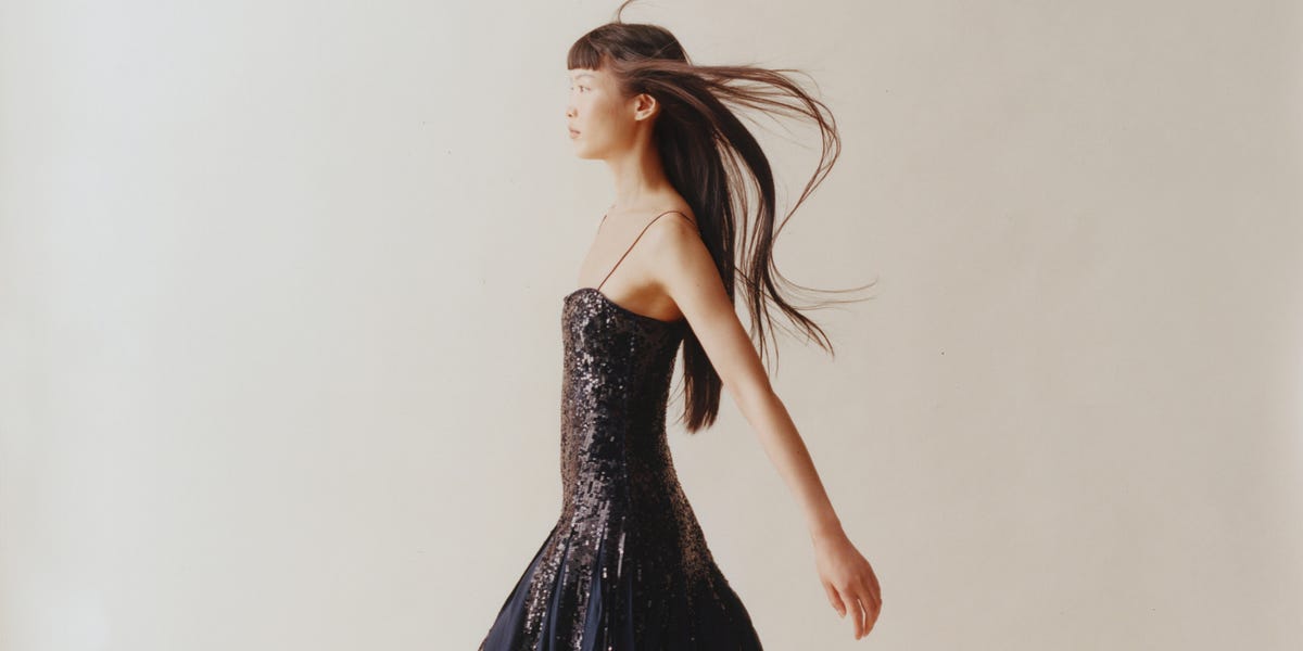 La collection de vacances J.Crew × Christopher John Rogers est disponible à l'achat dès maintenant