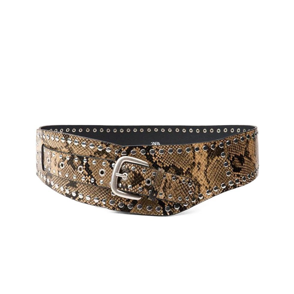 Ceinture en cuir cloutée