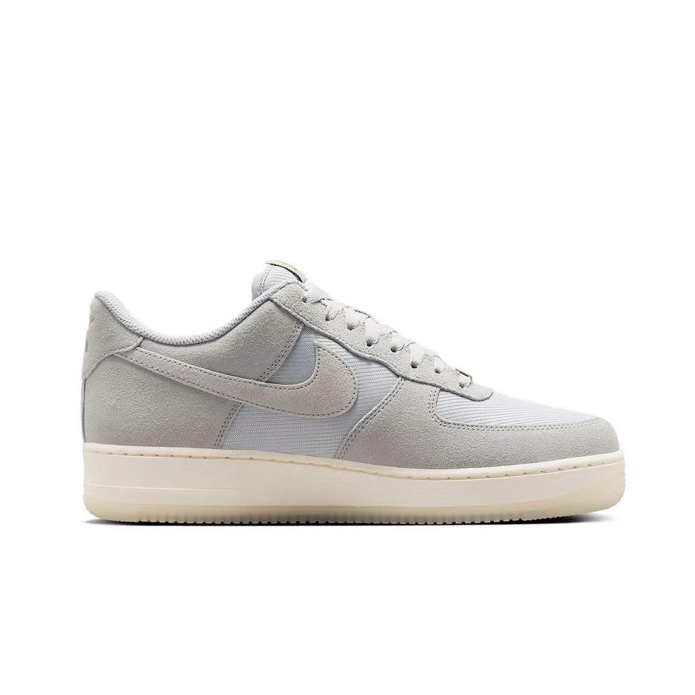 Chaussures Air Force 1 '07 LV8