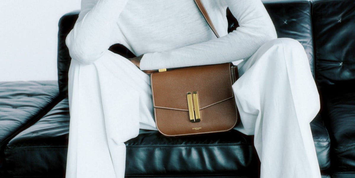 Économisez plus de 100 $ sur les sacs à main Royal-Worn