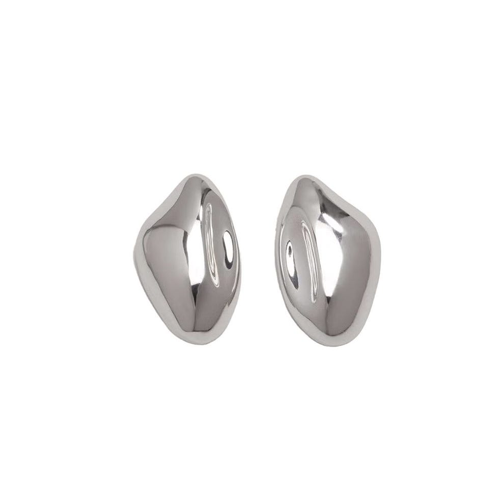 Boucles d'oreilles de formes sculpturales Boucles d'oreilles de formes sculpturales