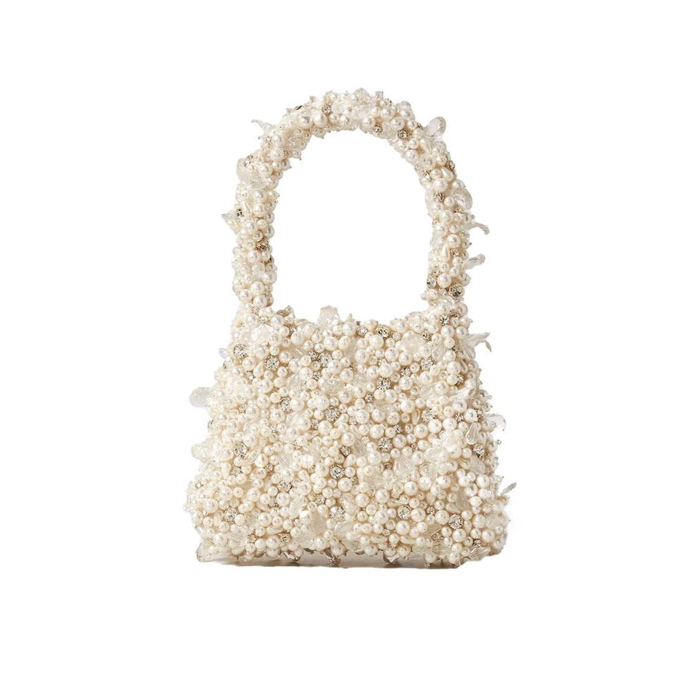 Sac en tulle embelli en perle de cristal Sac en tulle embelli en perle de cristal