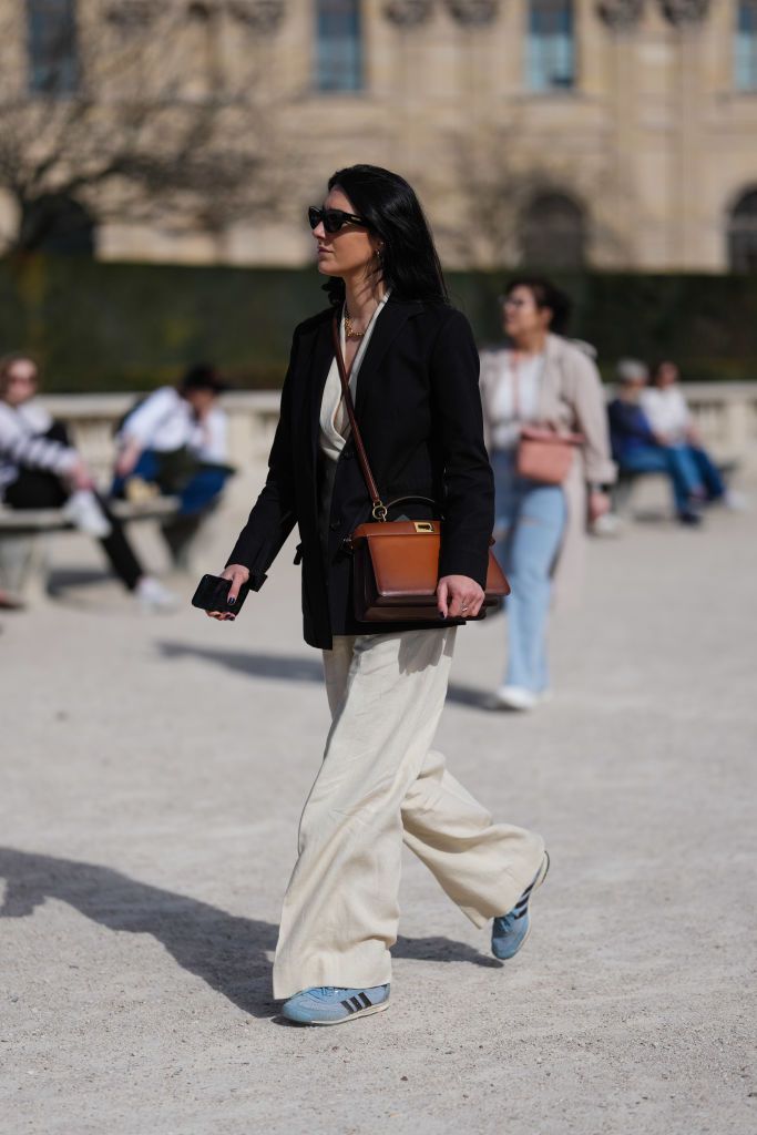 Style de rue Paris Fashion Week Womenswear Automne / hiver 2025/2026 Jour cinq