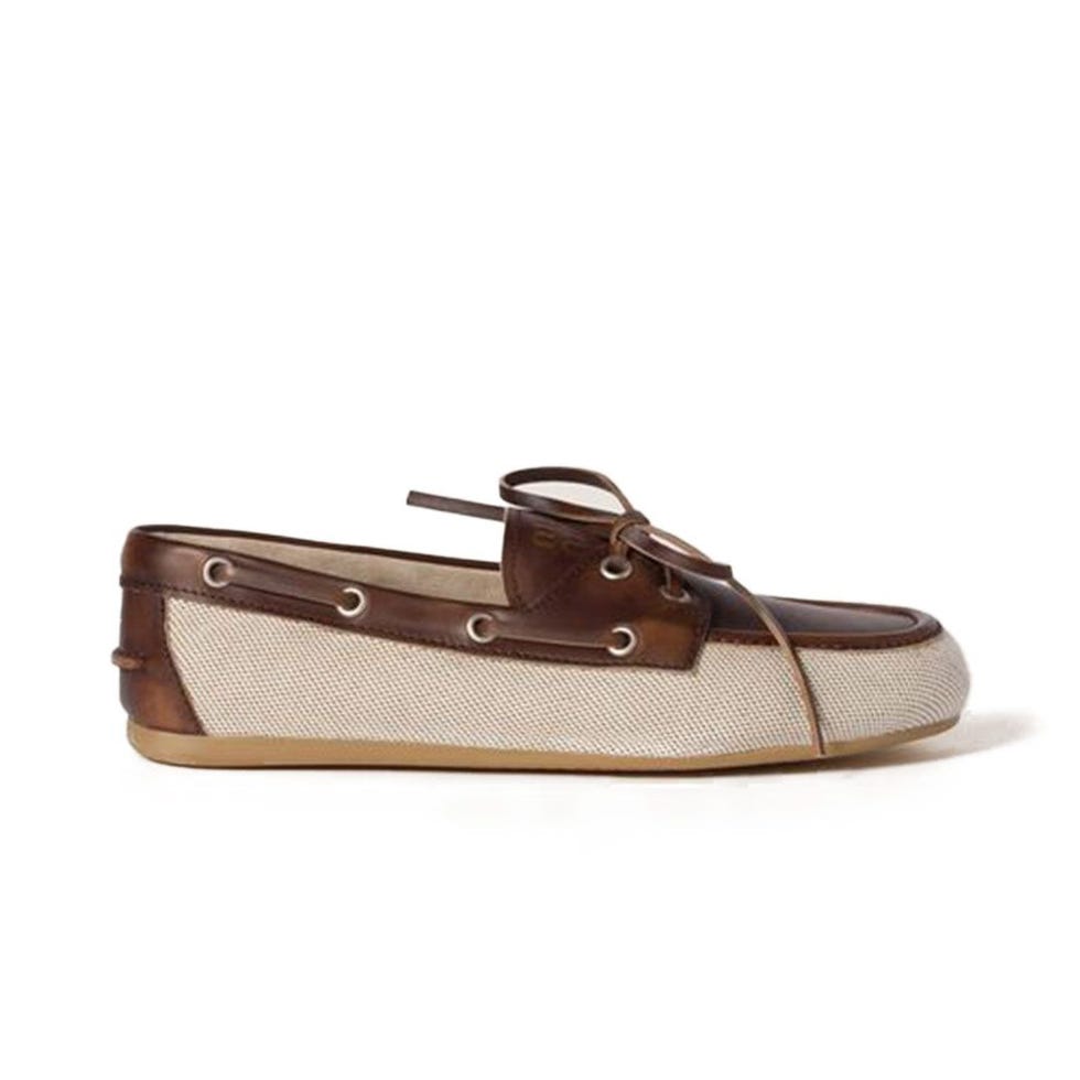 Toile et chaussures en cuir