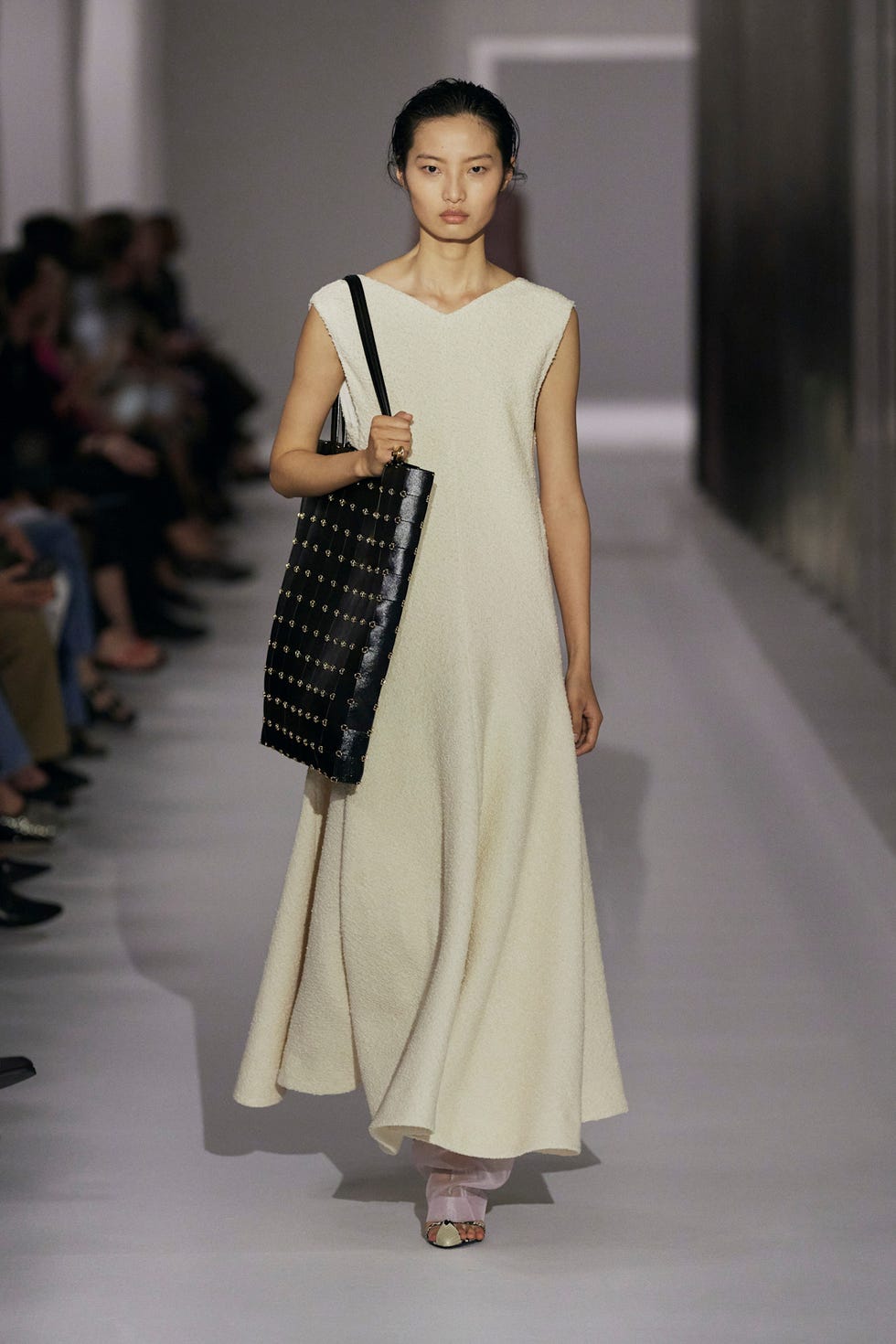 khaite printemps été 2025